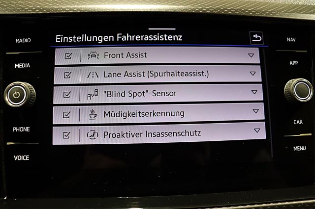 T-Cross Life 1.0 TSI DAB SHZ BT FREISP. GARANTIE