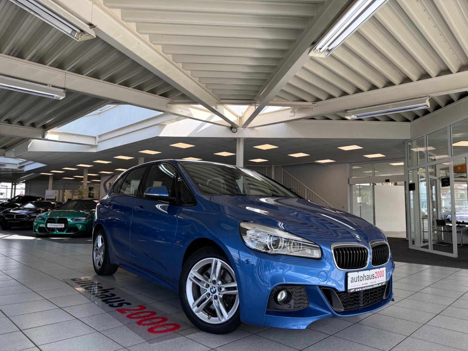 BMW 220i Active Tourer M Sportpaket LED/NAVI/DAB