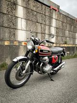 Honda CB 750 Four (Baujahr 1974) - HONDA CB 750 FOUR