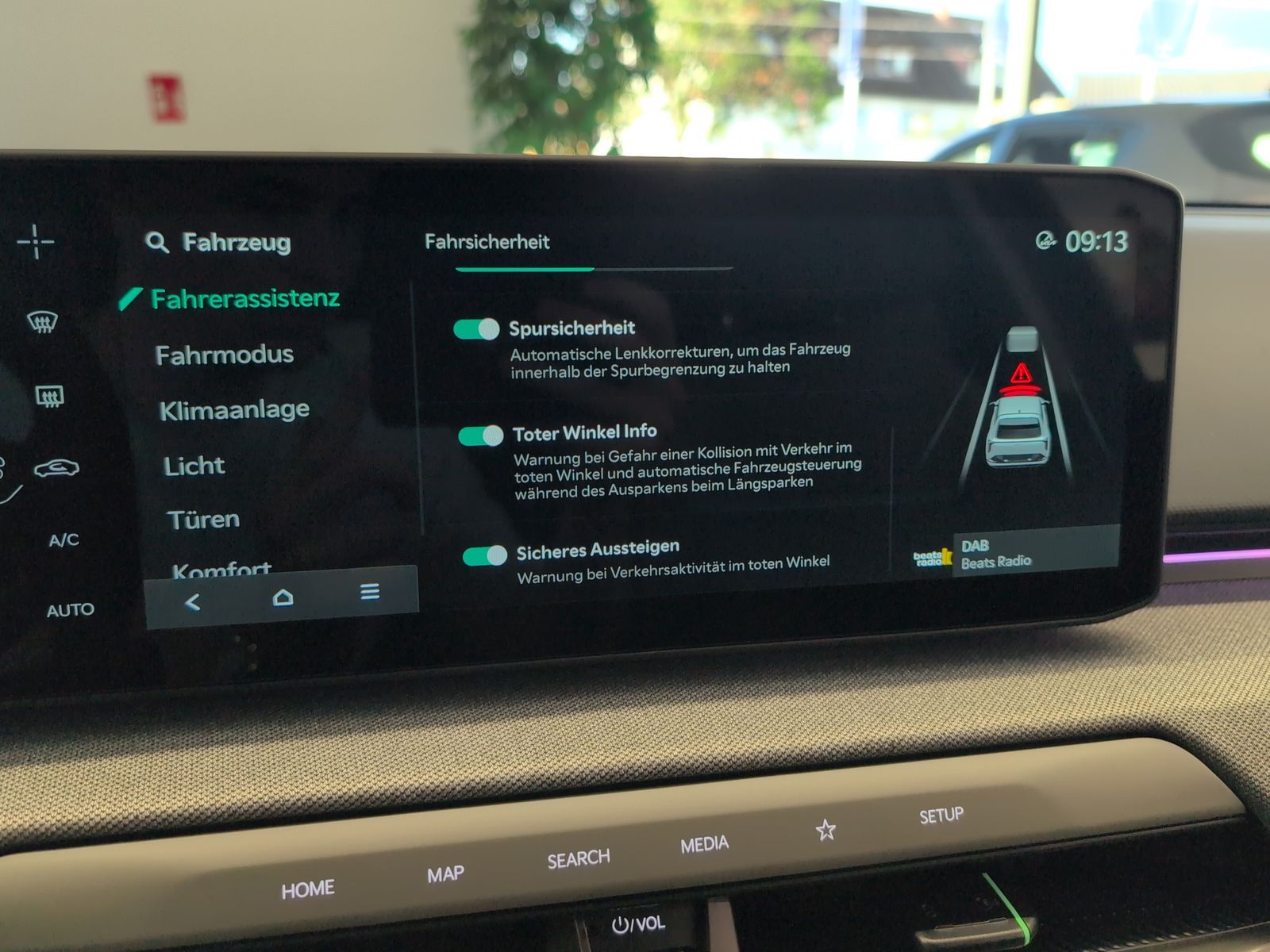 KIA EV4 Earth 81.4-kWh FWD Upgrade Technology – Bild 25