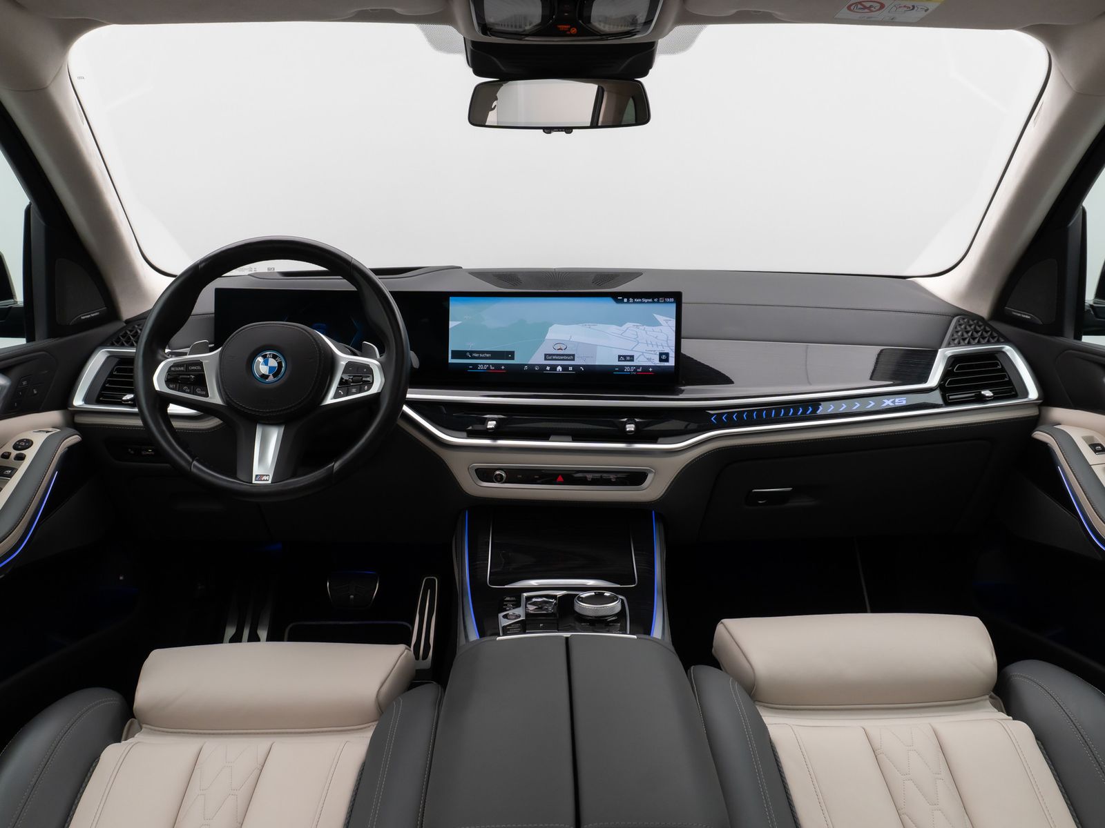Fahrzeugabbildung BMW X5 xD50e M Sport 360°H/K Panorama Individual 22"