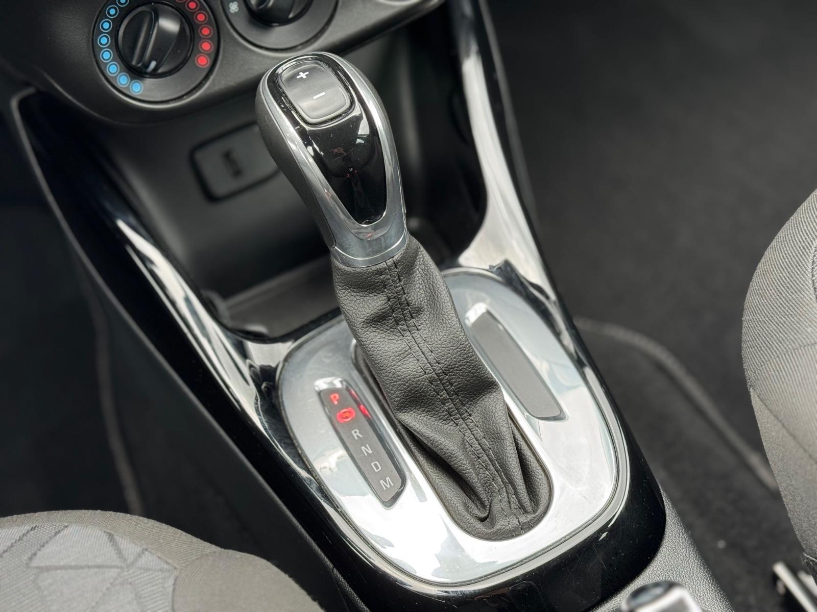 Opel Corsa S 1.4L *Rückfahrkamera*Sondermodel*LED*