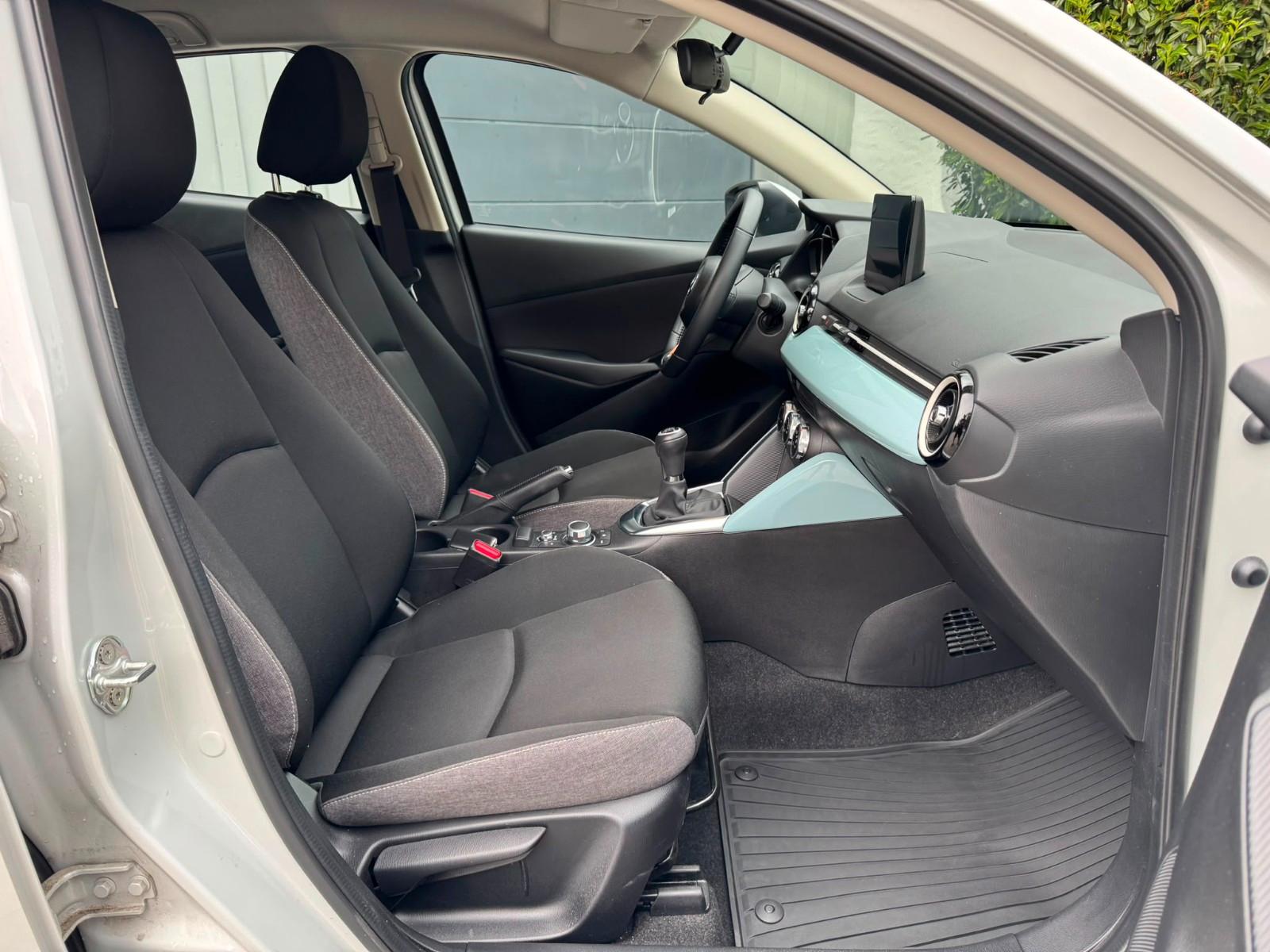 Mazda 2 90PS Center-Line LED PDC SHZ Tempomat 8-fach