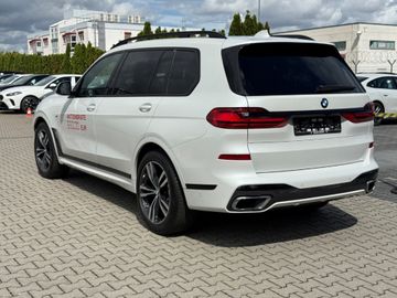 BMW X7 - 4