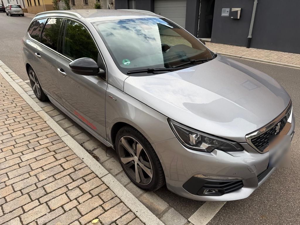Image of Peugeot e-308