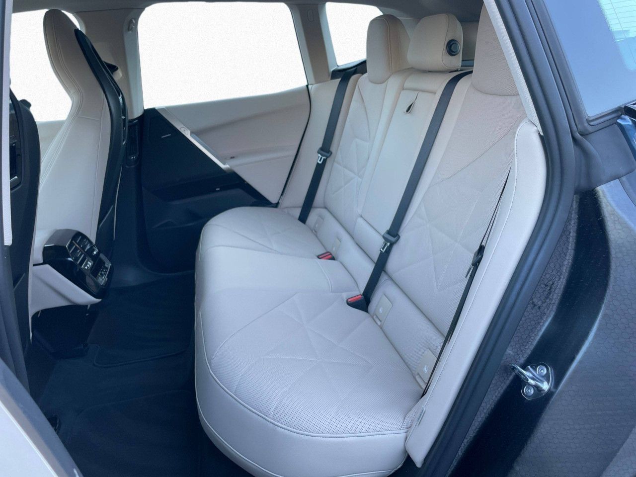 BMW iX - Bild 14