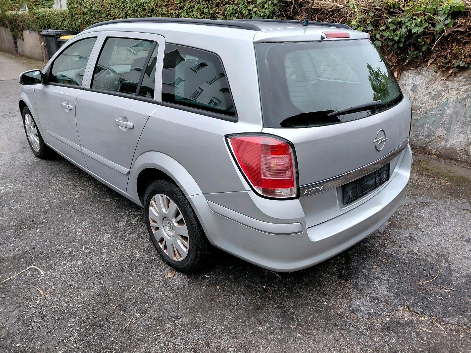 Opel Astra 2005 — photo 6