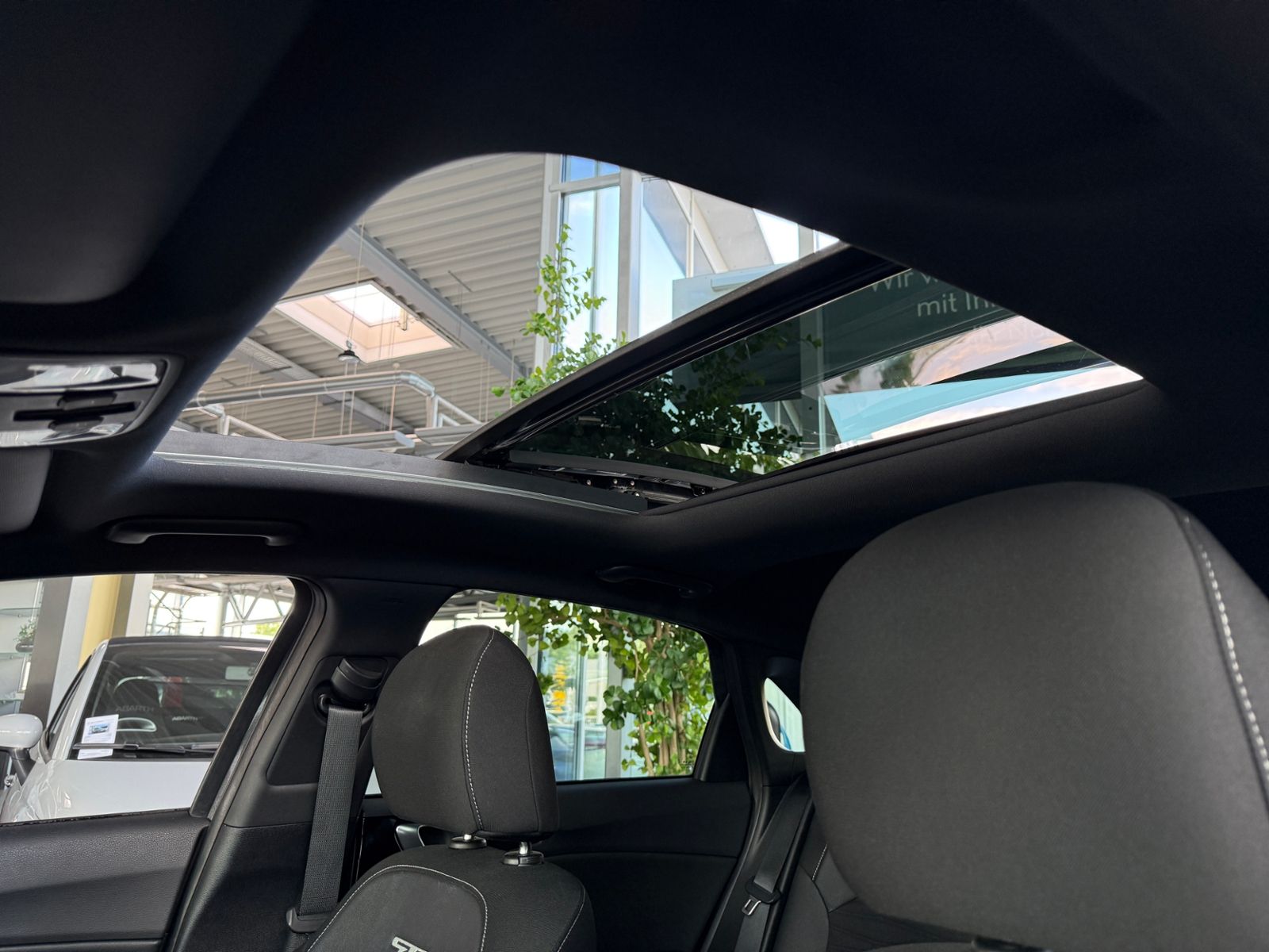 Fahrzeugabbildung Kia Ceed GT Line PANO JBL KAM LED