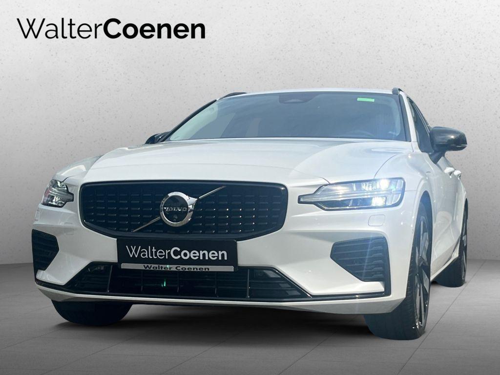 Volvo V60 T6 Plug-in Hybrid AWD Plus Dark 360° Pano