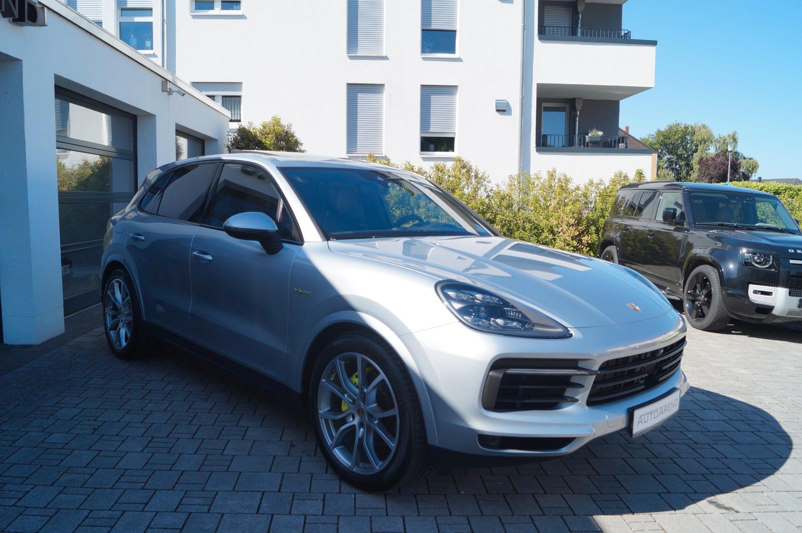 Porsche Cayenne E-Hybrid *Approved, Pano, HUD, Nightvis.