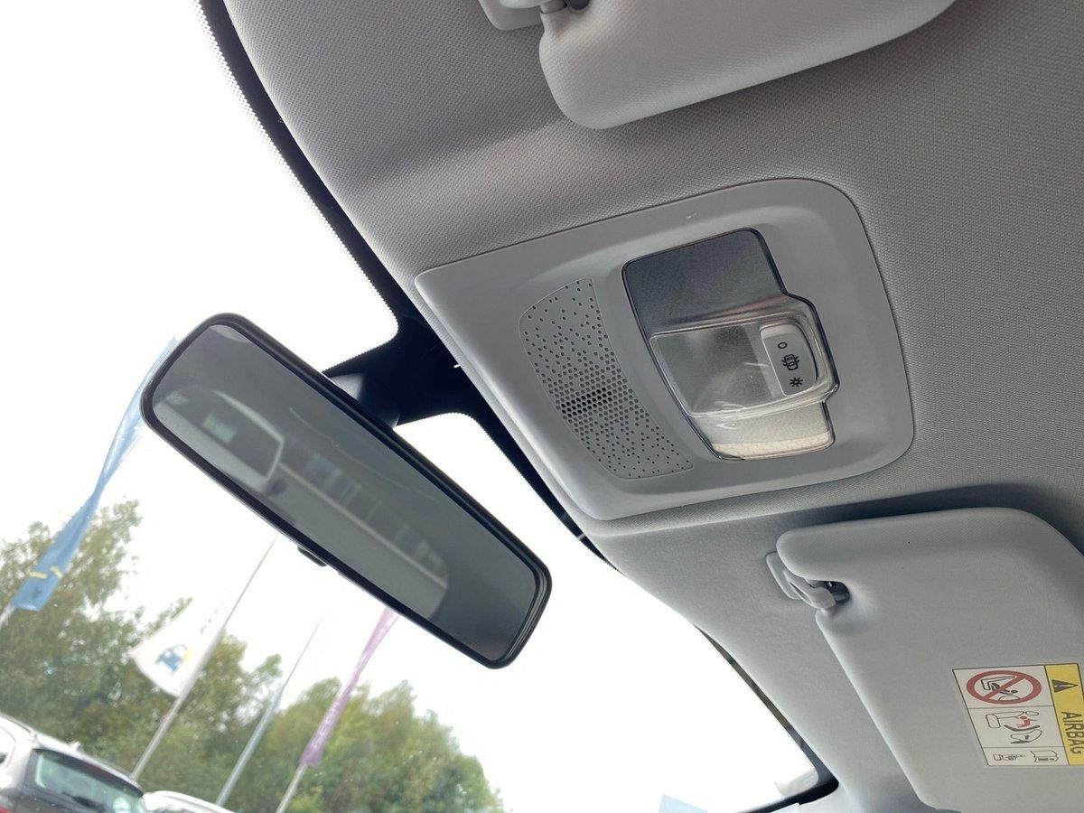 Peugeot 2008 1.2 PURETECH 82 ACTIVE KLIMA+SHZ+BLUETOOTH
