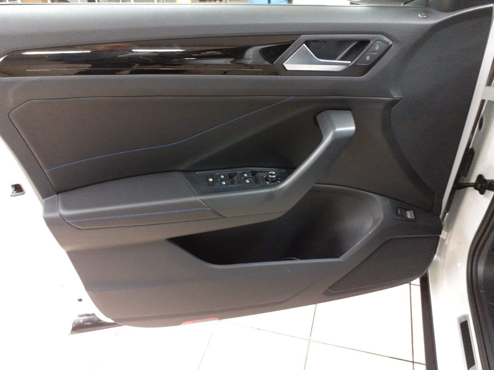 Volkswagen T-Roc - Bild 14