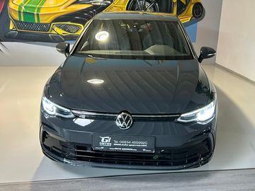 VW Golf Golf VIII Lim. R-Line eTSI