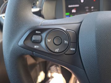 Opel Corsa F e Edition LED+SHZ+PDC+SpurH+AUT+DynLicht