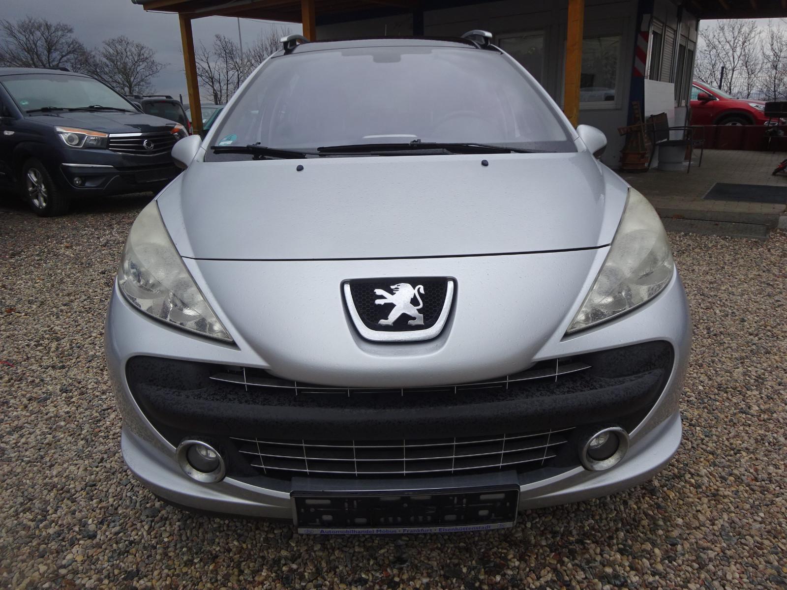 Peugeot 207 2008 — rear view