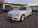 BMW 120d Urban line NAVI BI-XENON LEDER SHD
