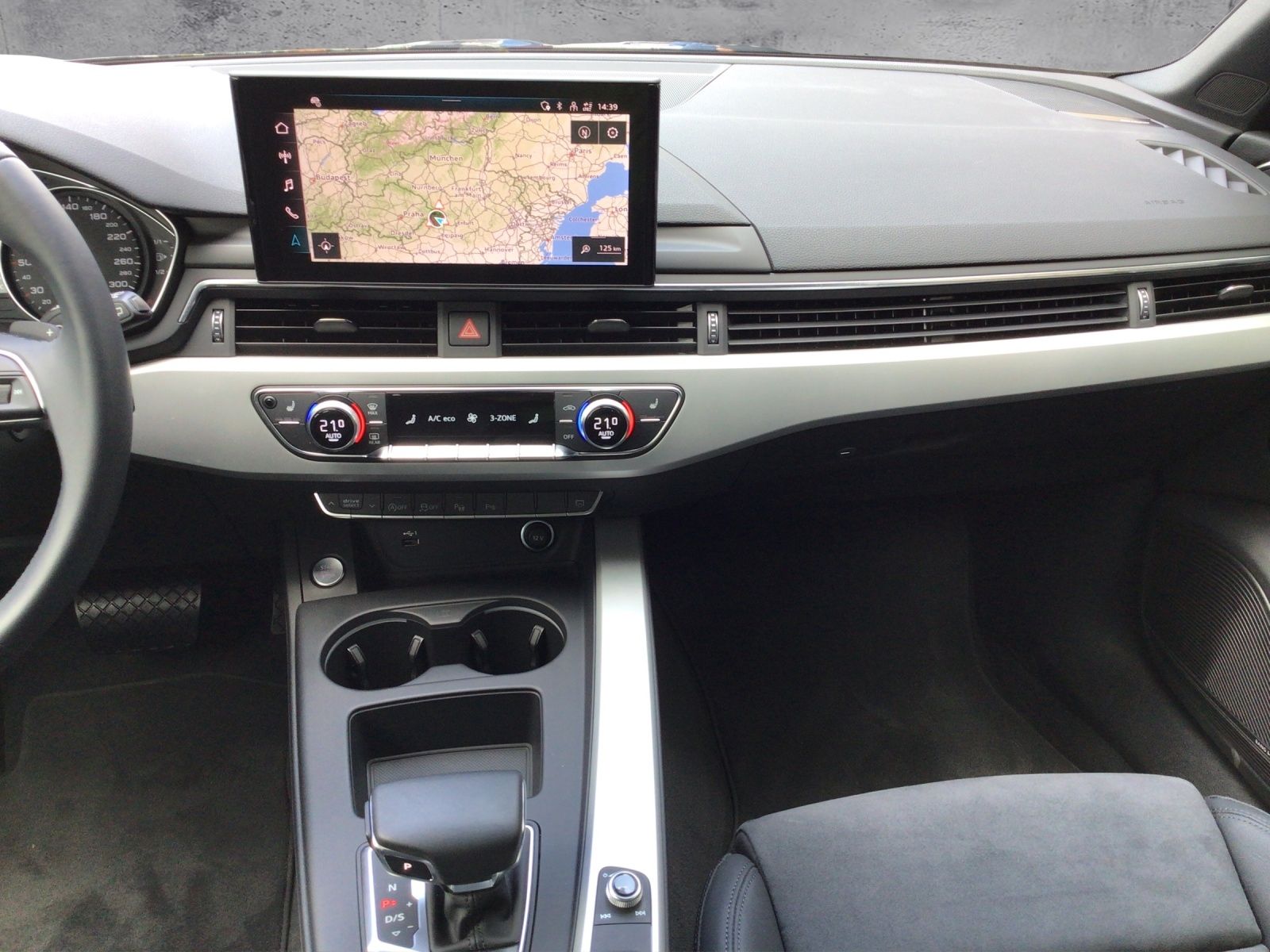 Audi A4 - Bild 9