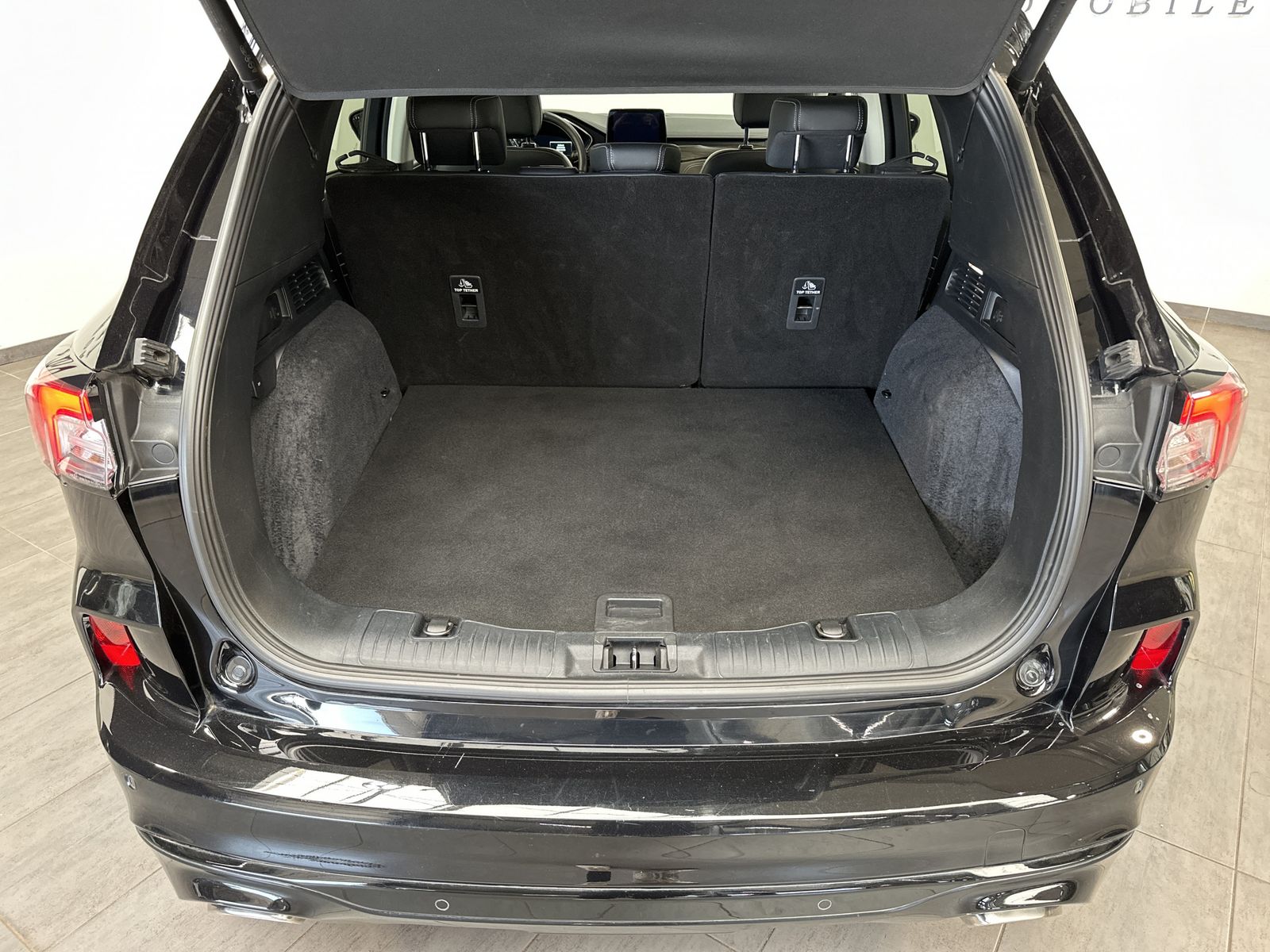 Fahrzeugabbildung Ford Kuga 2.5 Plug-In Hybrid Vignale NAV+LED+AHK+KAM