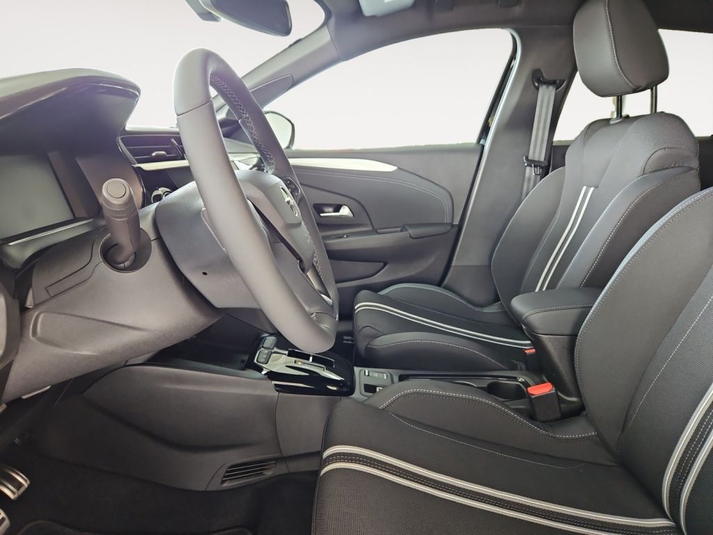 Fahrzeugabbildung Opel Corsa Hybrid GS Winter-Paket/Infotainment-Paket
