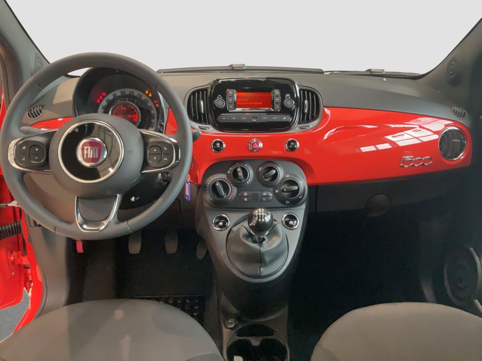 Fahrzeugabbildung Fiat 500 1.0 GSE Hybrid + Ganzjahresreifen