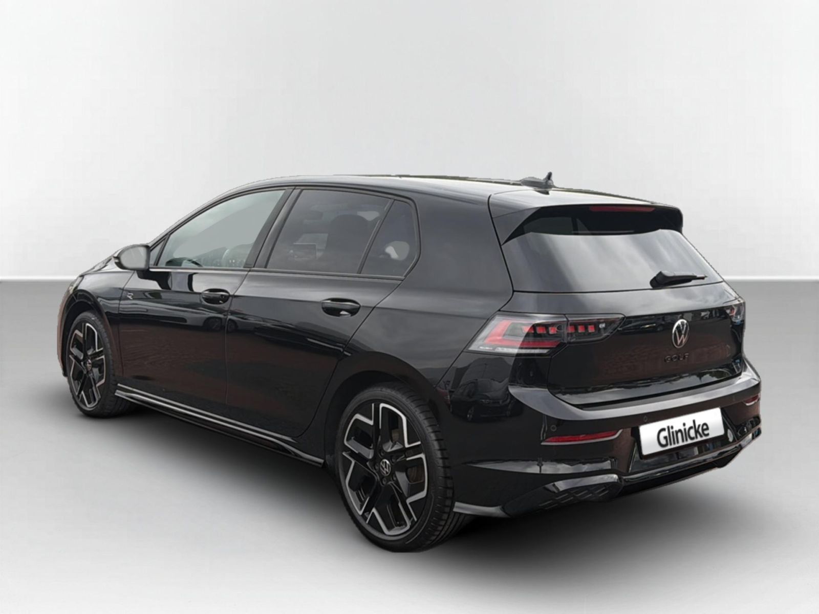 Volkswagen Golf VIII R-Line 2,0 TDI (150 PS) DSG IQ foto 4