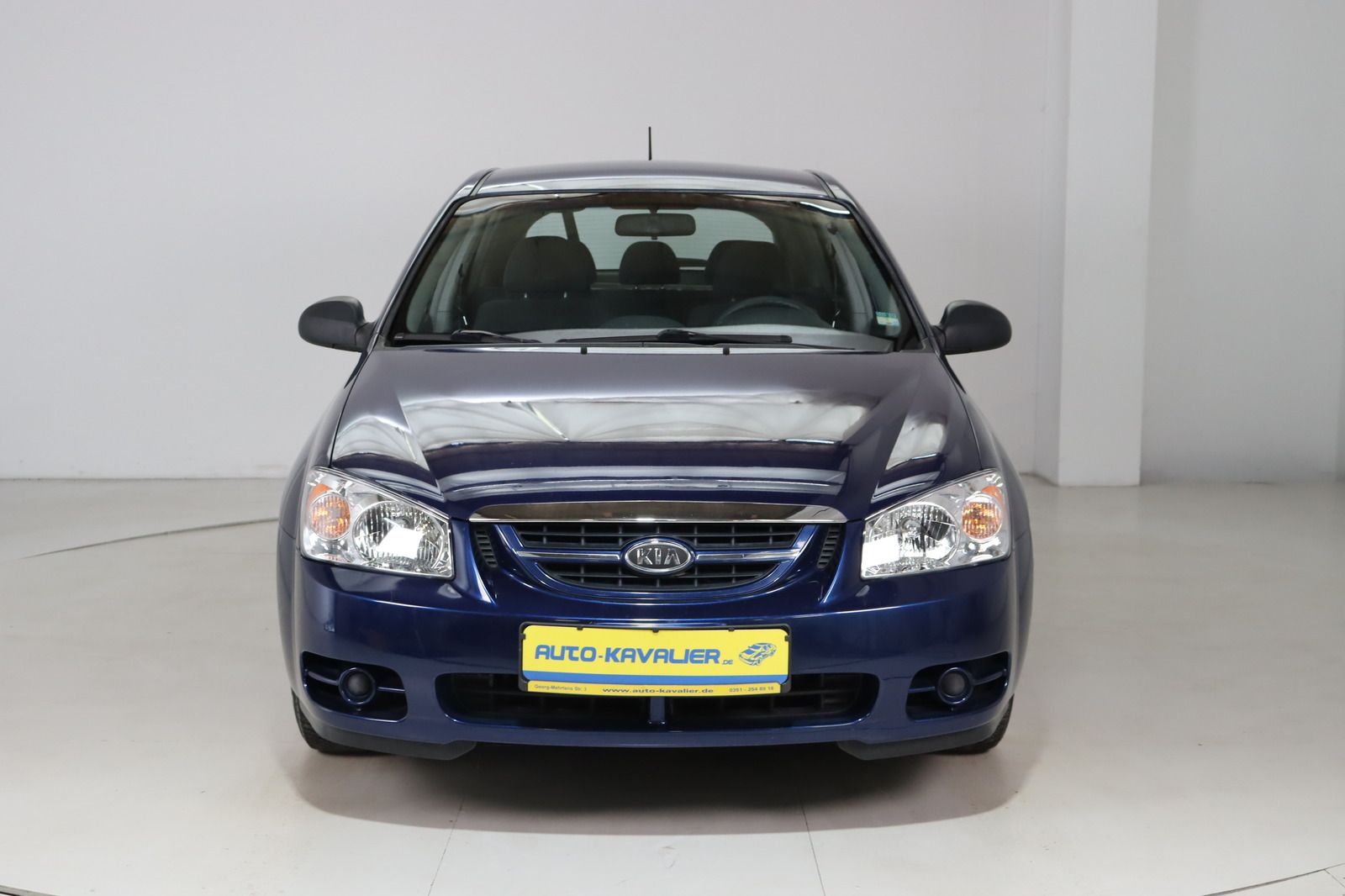 Fahrzeugabbildung Kia Cerato 1.6 LX HU/AU 08.2027 * Klima