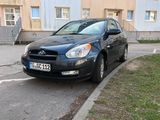 Hyundai Accent 1.4 GL GL - Hyundai Accent: A