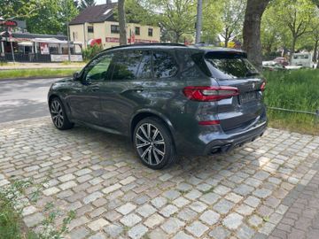 Fahrzeugabbildung BMW X5 30d xDrive M-Paket*Head-Up*HarmanKardon*ACC*