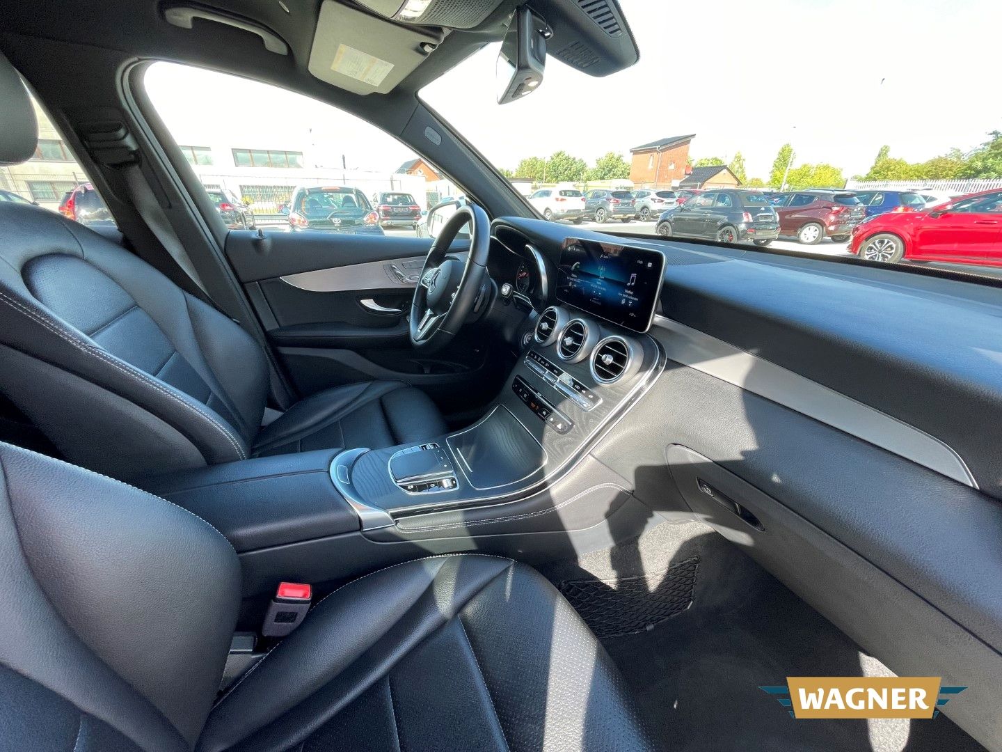 Fahrzeugabbildung Mercedes-Benz GLC 300 Sitzheizung Memory Sitze el.Heckklappe