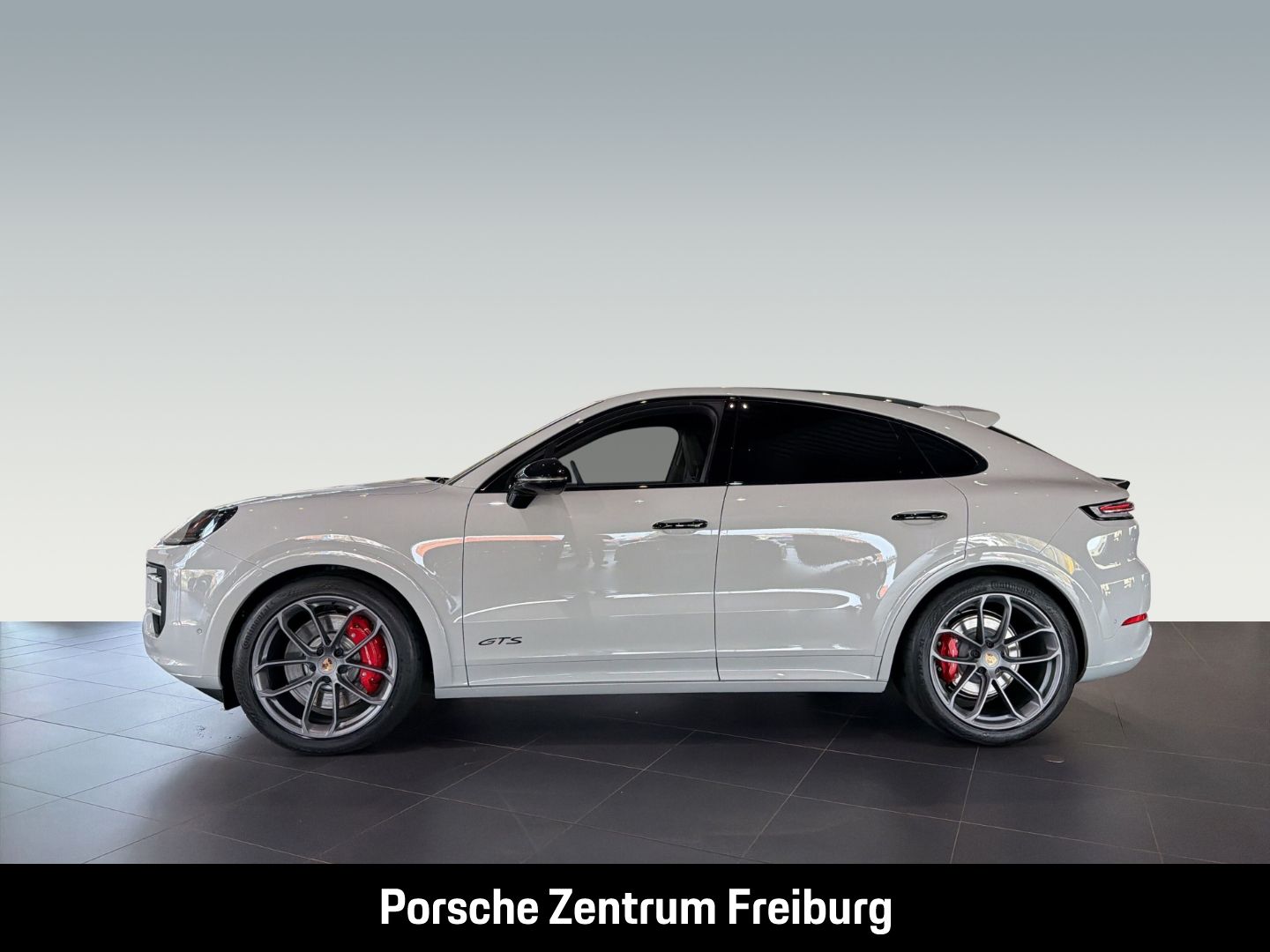 Porsche Cayenne GTS Coupe HA-Lenkung InnoDrive Head-Up imagem 2