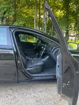 Volvo V40 T2 Momentum  - Volvo V40 mit Benzin-Antrieb: Limousine