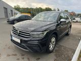 Volkswagen Tiguan Allspace 1.5 TSI DSG LED 7-Sitzer Navi  - VW Tiguan 7-Sitzer