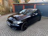 BMW 120i - - BMW 120 aus 2011: 120i