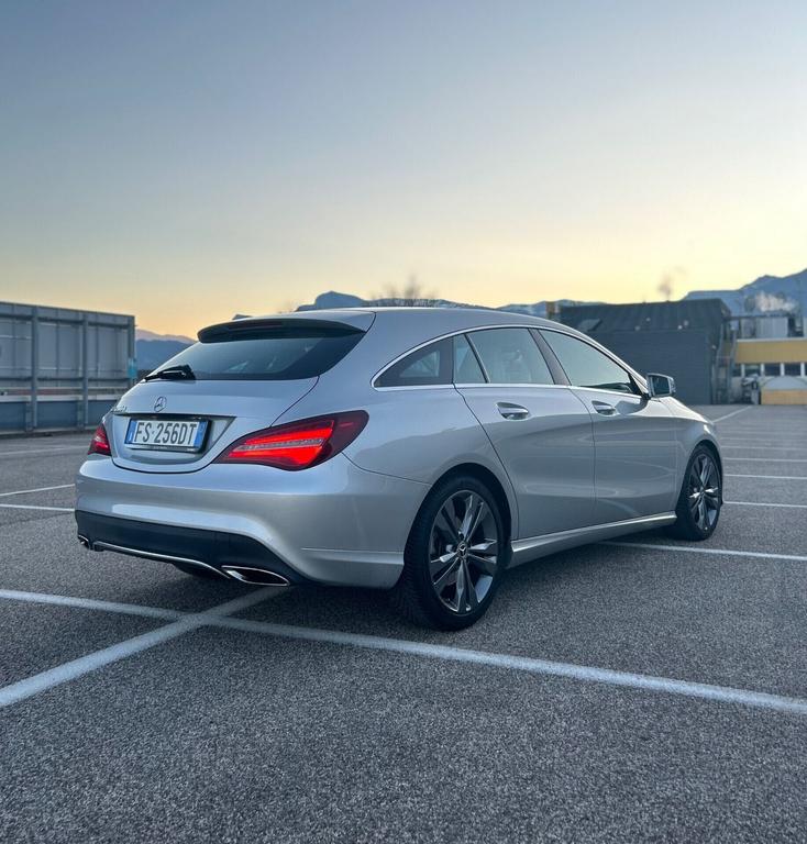 Mercedes-Benz CLA 200
