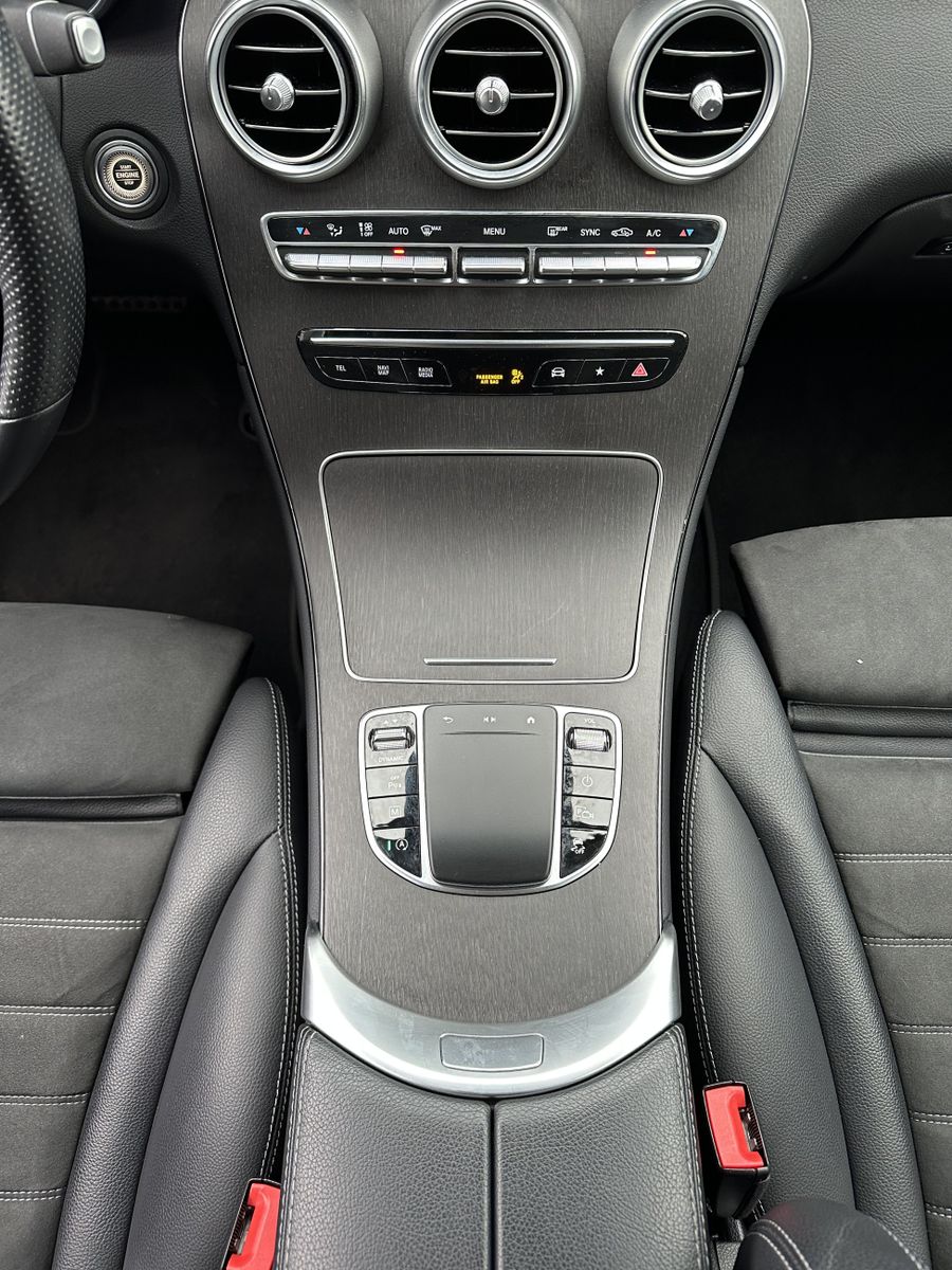 Fahrzeugabbildung Mercedes-Benz GLC 220d 4M AMG-Line NAV+LED+HUD+VCOCK+BURMESTER