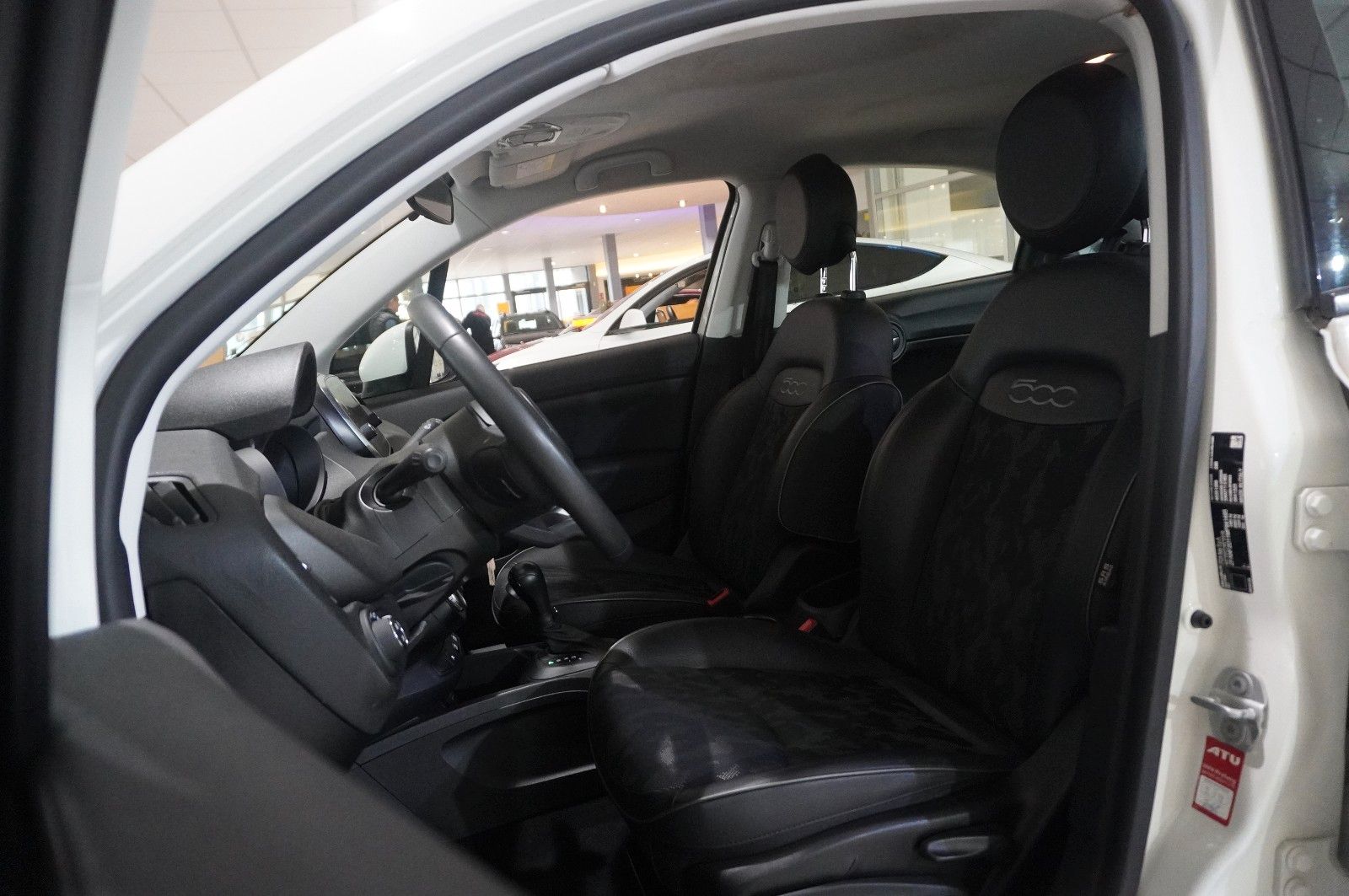 Fahrzeugabbildung Fiat 500X 1.3T CROSS DCT NAVI/LED/PDC/SPORT/TEMP/DAB+
