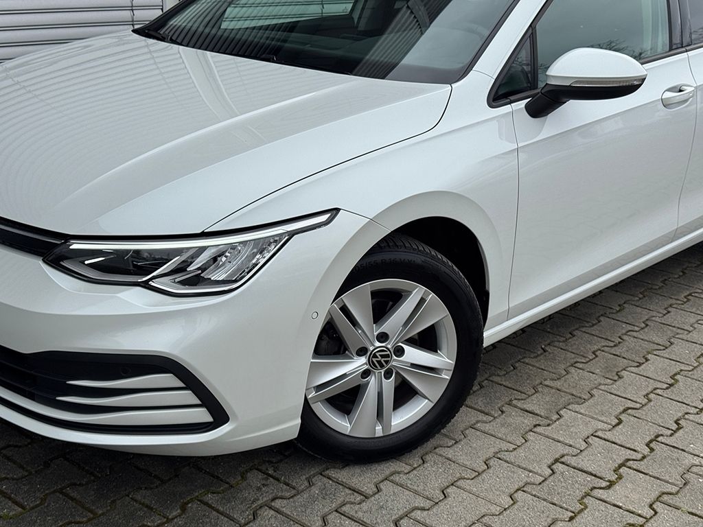 Golf VIII 1.5 eTSI DSG *LED*NAVI*KEYLESS*
