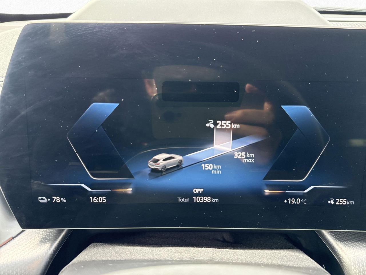 BMW iX2 - Bild 12