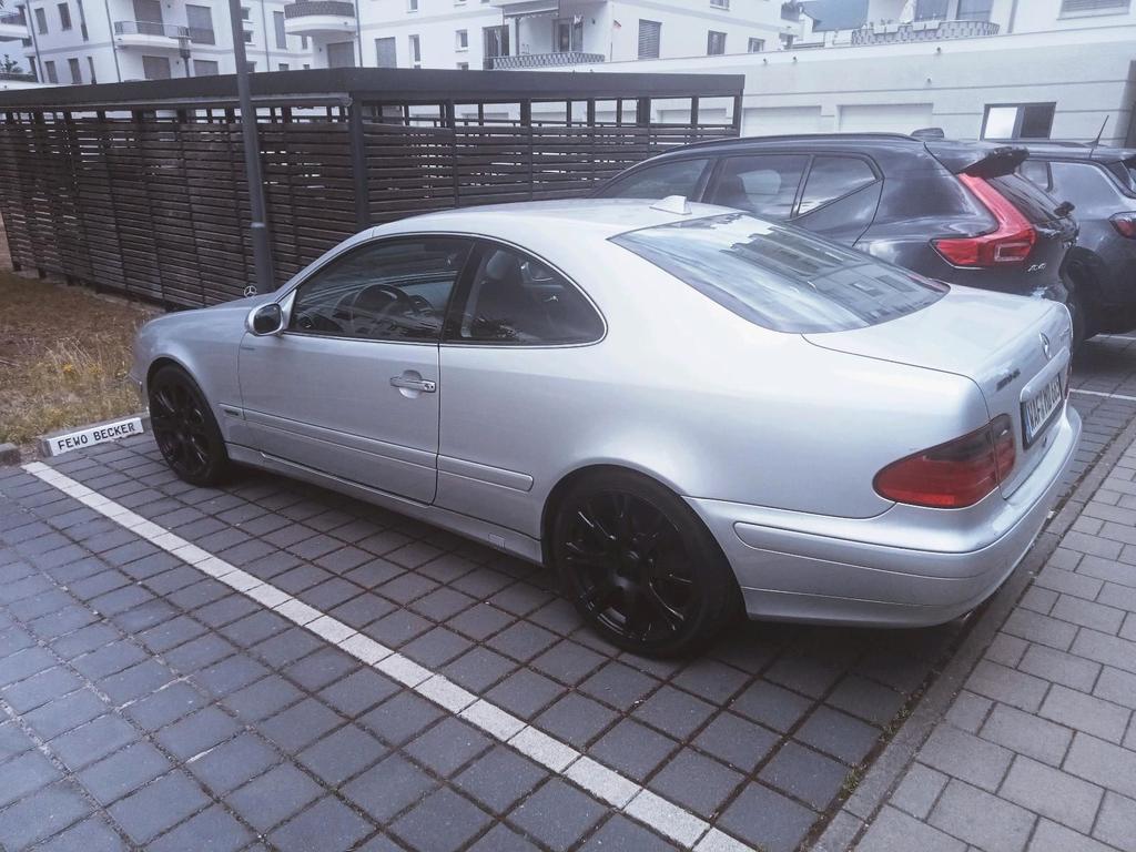Mercedes-Benz CLK 200