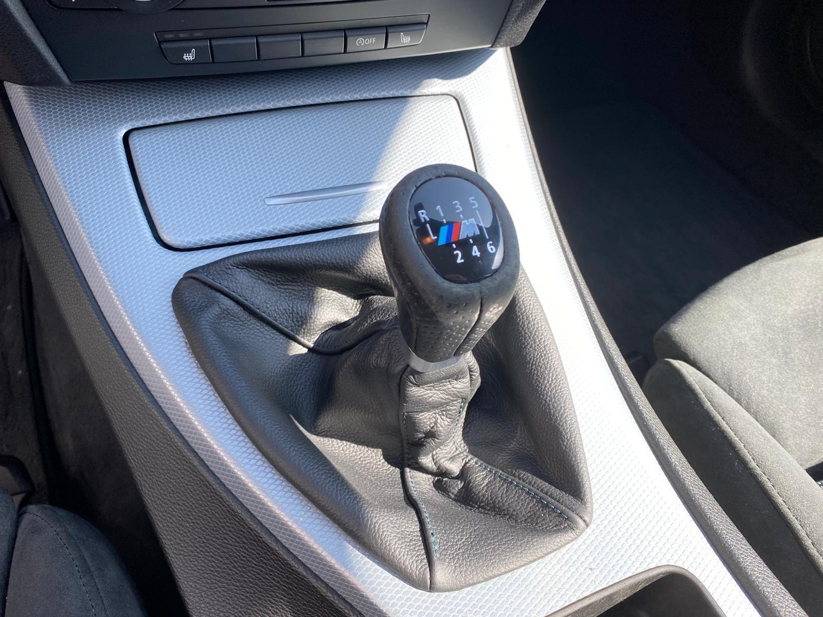 BMW 318 2008 — photo 13