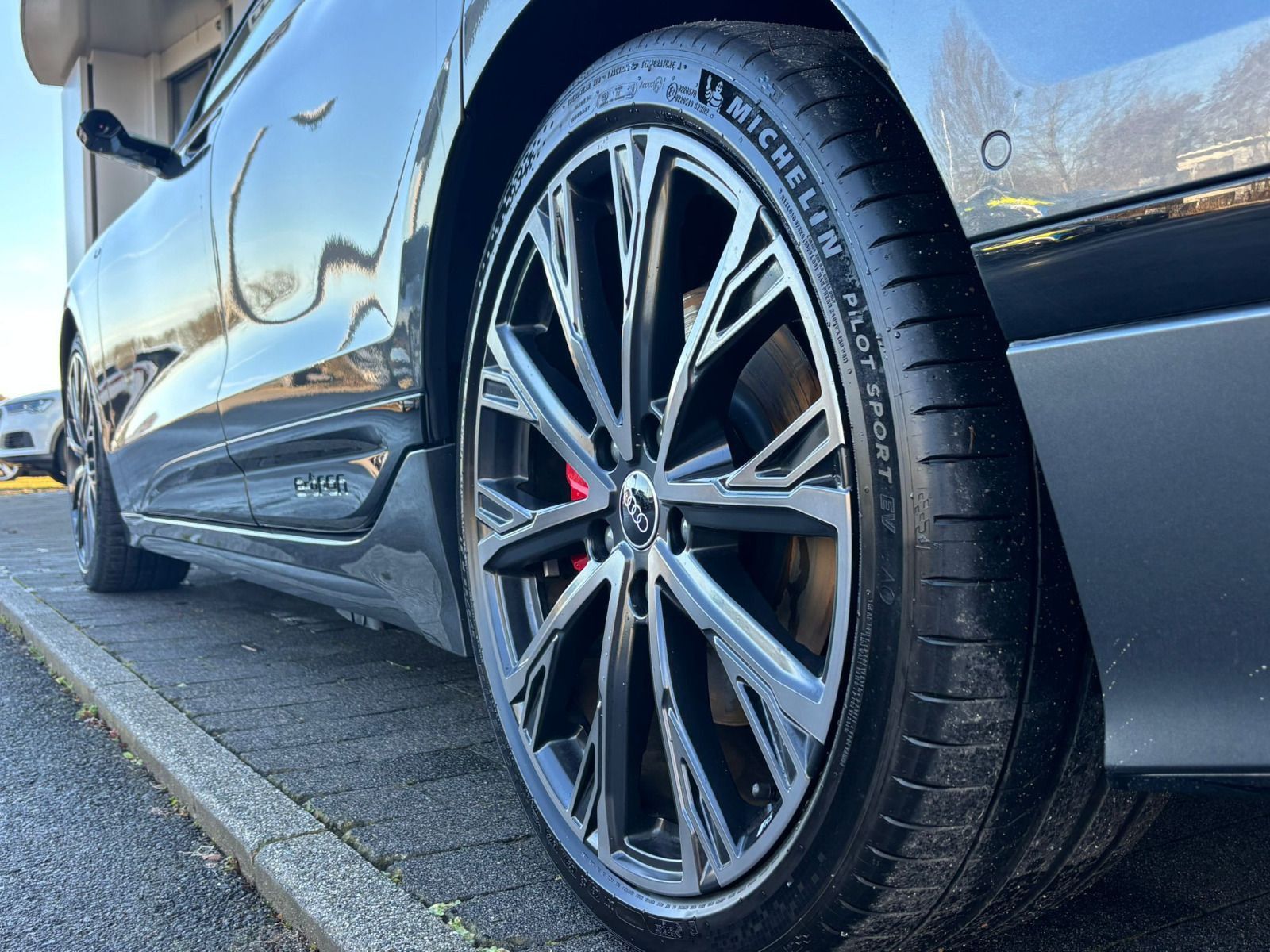 Audi A6 e-tron - Bild 8