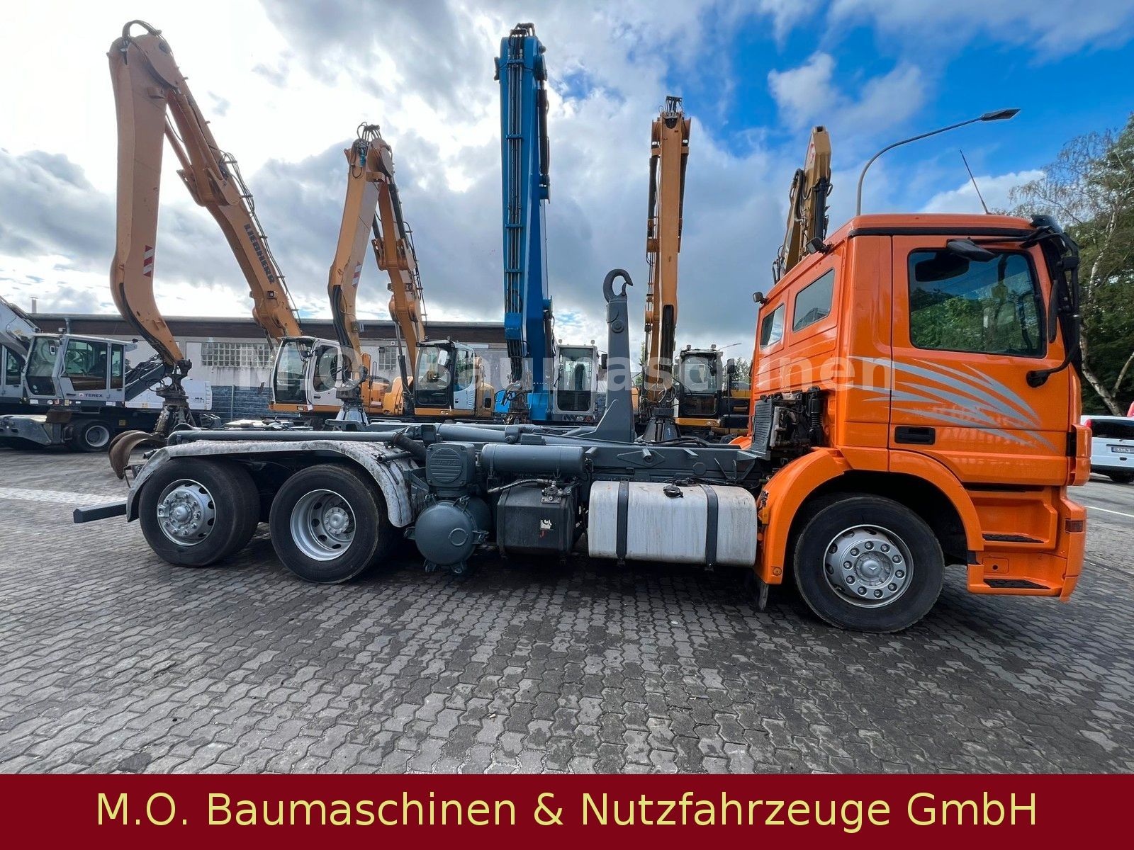 Fahrzeugabbildung Mercedes-Benz Actros 2541/Meiller RK 20.65/Wittig Kompressor /