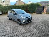 Hyundai i10 FIFA World Cup Edition - Hyundai i10: E10