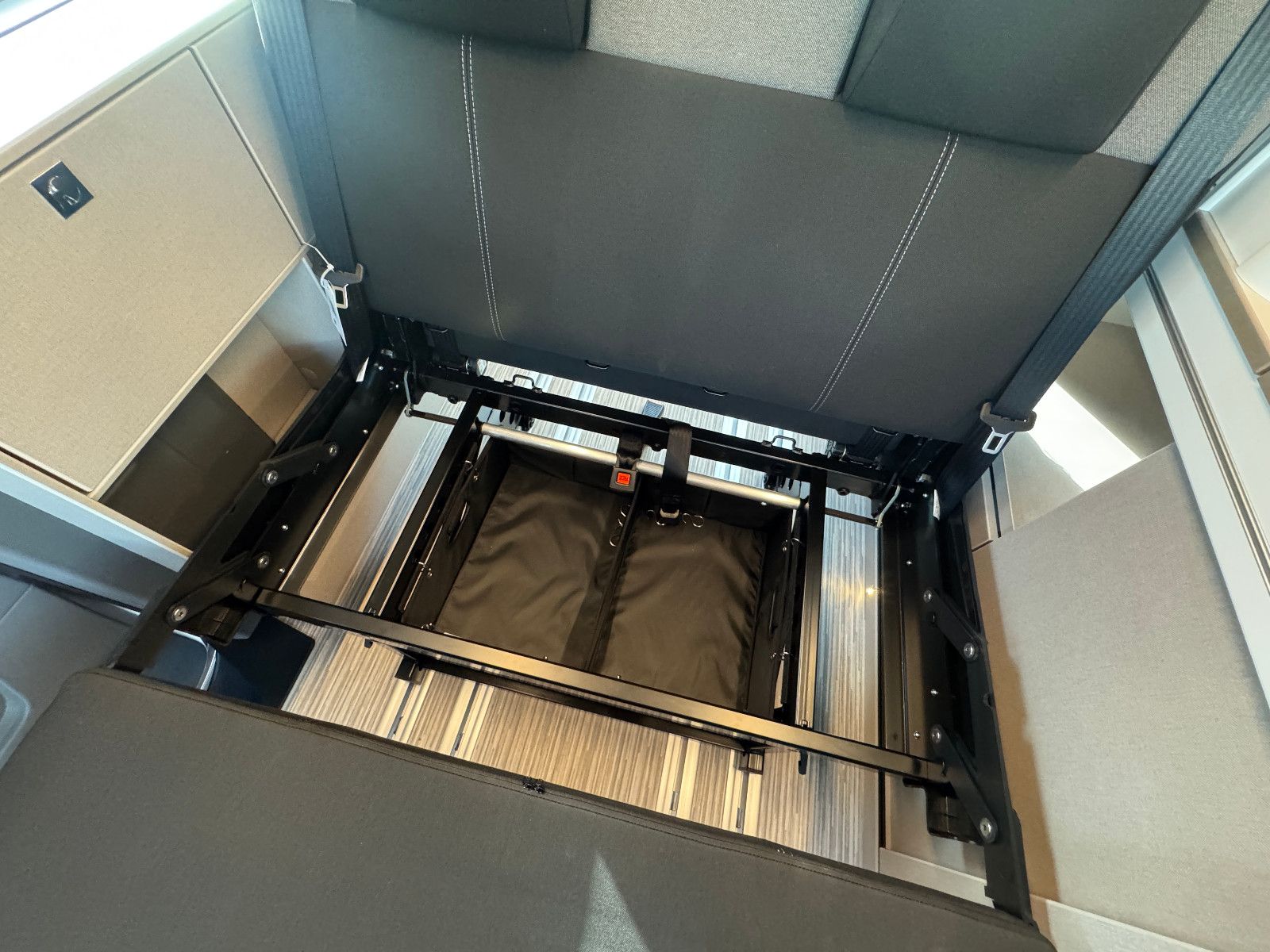 Fahrzeugabbildung Bürstner Ford V710-Copa 532 B66 - SONDERMODELL AUTOMATIK