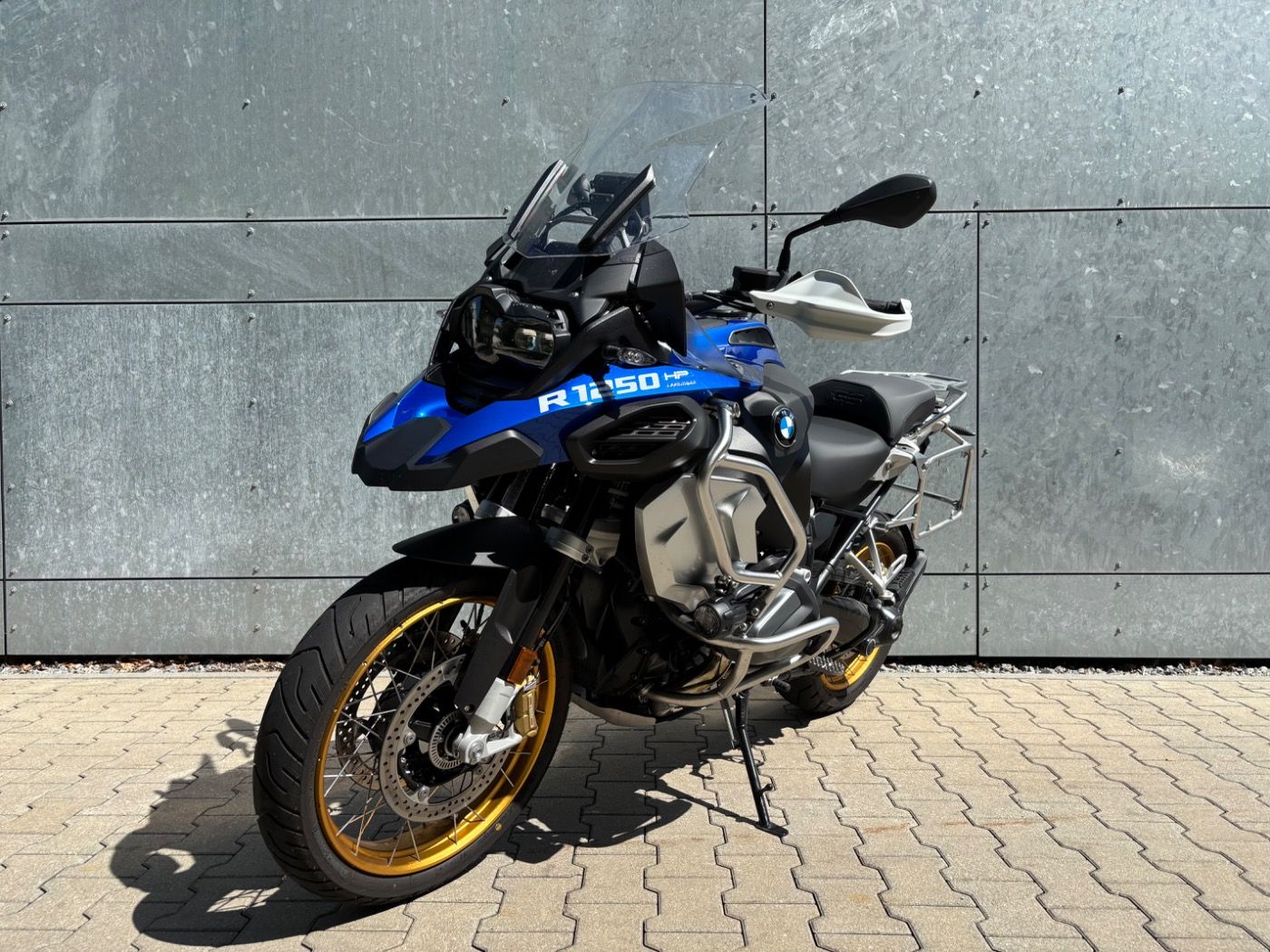 Fahrzeugabbildung BMW R 1250 GS Adventure HP 3 Pakete Tieferlegung BMW