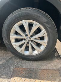 Volkswagen Tiguan - 7