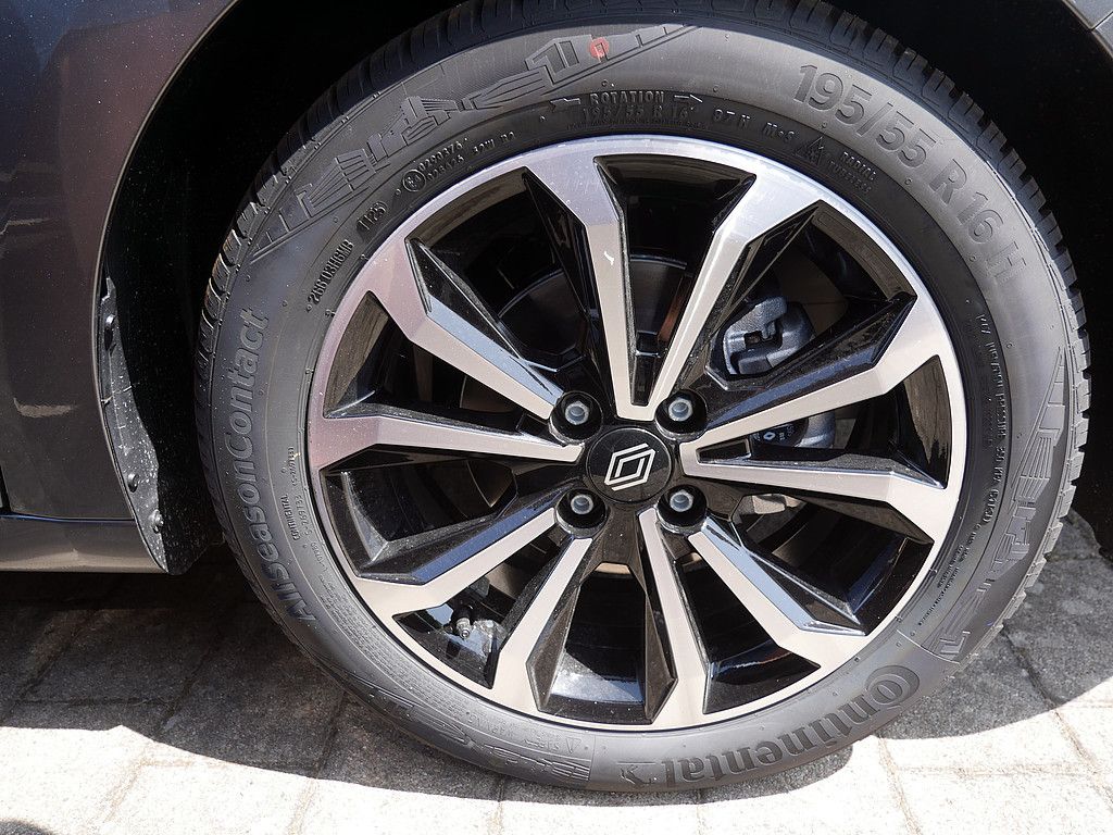 Fahrzeugabbildung Renault Clio Techno TCe 90