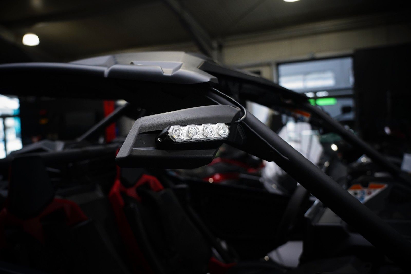 Fahrzeugabbildung Can Am Maverick X3 XRS Turbo RR Smart Shox 2026