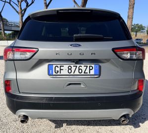 Ford Kuga - 3
