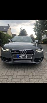 Audi S4 3.0 Audi Exclusive Vollauslastung  - Audi S4: Kombi